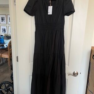 Quince Black Cuffed Sleeve V-Neck Maxi Dress
